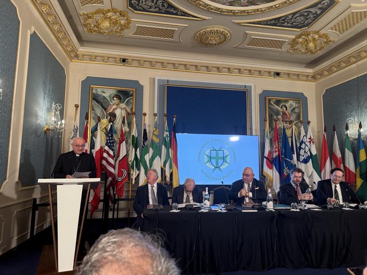 The presiding table of the Symposium.
